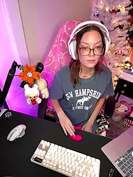 SpaceCowWhore's cam snapshot