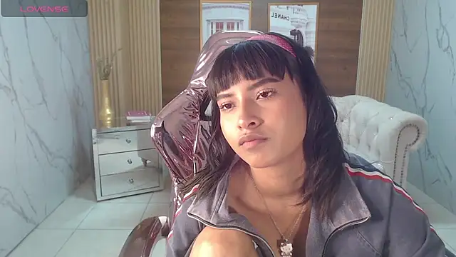 diosa_idin_s's cam snapshot