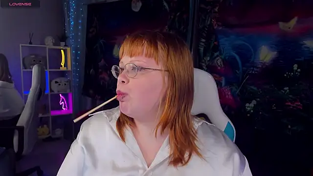 LottieReed's cam snapshot