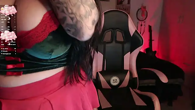 Theprojectsaraa's cam snapshot