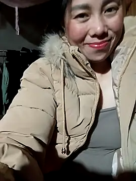 Chloe-ee's cam snapshot