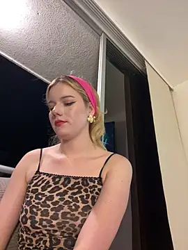 NicoleCut's cam snapshot