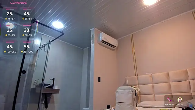 Heicy--01's cam snapshot