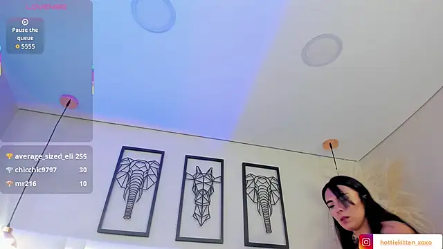 Viollet_xoxo's cam snapshot