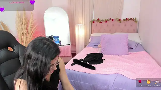 Isa_Emm's cam snapshot