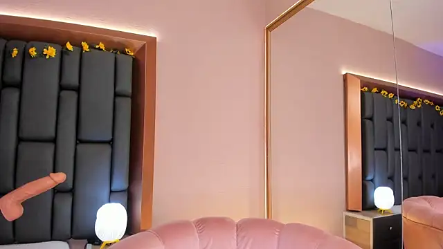 LisaMendez's cam snapshot