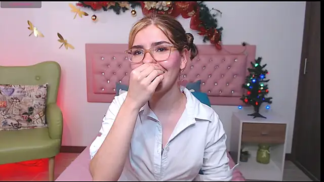 AriLumi's cam snapshot