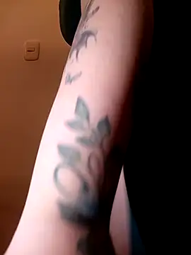 You-kitty2025's cam snapshot