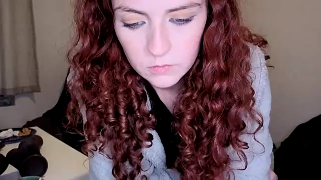 ENGLISHEMILY_69's cam snapshot