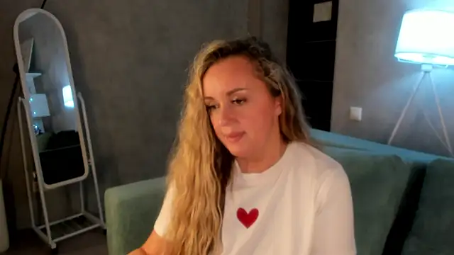 Sky_Kuper's cam snapshot