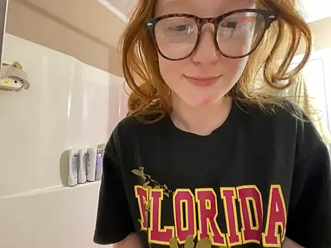 gingerbabe18's cam snapshot