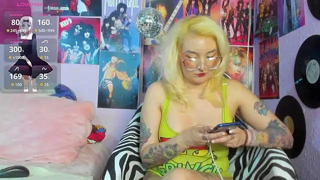 Avril_Maria's cam snapshot