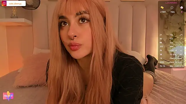 cute__cherry_'s cam snapshot