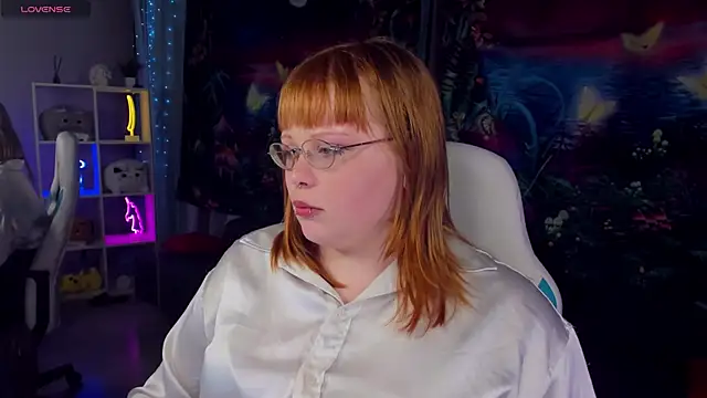 LottieReed's cam snapshot