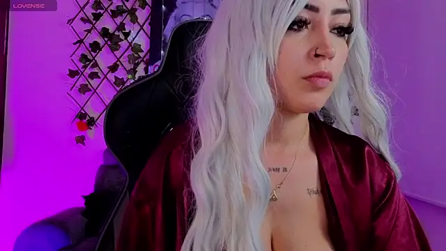 Violette-18's cam snapshot