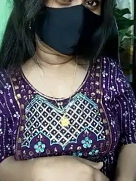 Idhika-Paul's cam snapshot