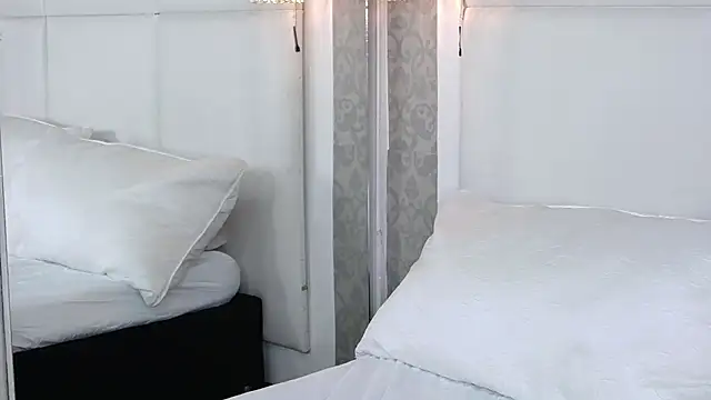 PalmerBeaumont's cam snapshot