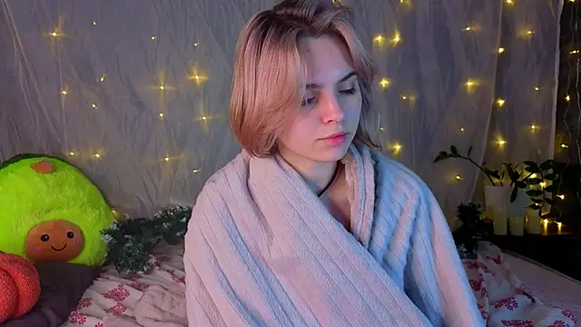 PolIyBowman's cam snapshot