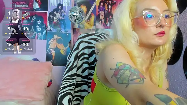 Avril_Maria's cam snapshot