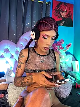 Naugth_channel_ts live sex cam