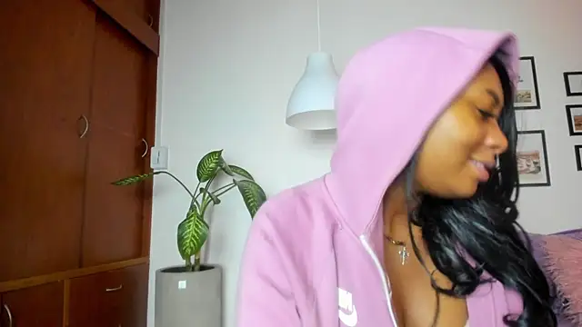 Coco_joness's cam snapshot