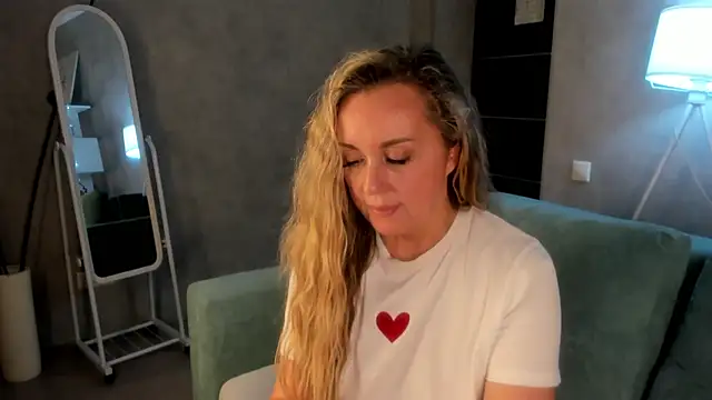 Sky_Kuper's cam snapshot