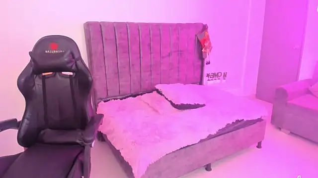 xiomara__cortes's cam snapshot