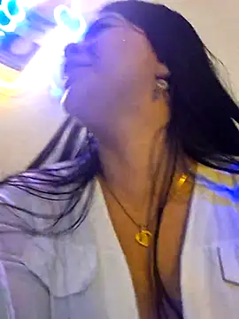 Layla-daring's cam snapshot