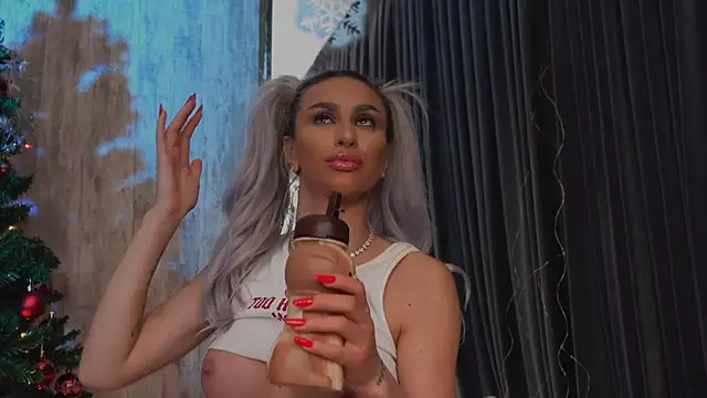 KarlaBart's cam snapshot