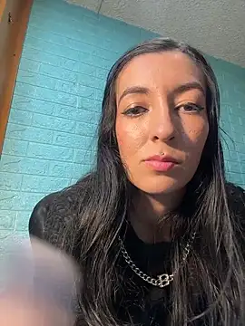 SALOME_KORLAND's cam snapshot