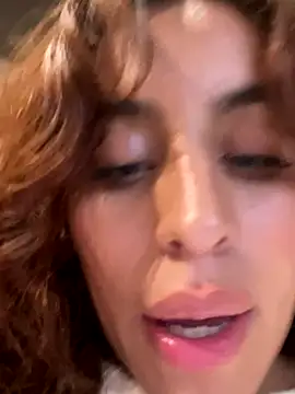 Katee_Jones's cam snapshot