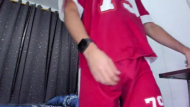 The_skinnyguys's cam snapshot