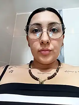 You-kitty2025's cam snapshot