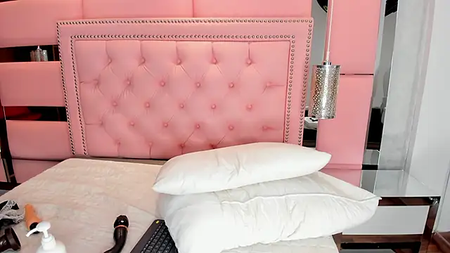 LiliCarterm's cam snapshot