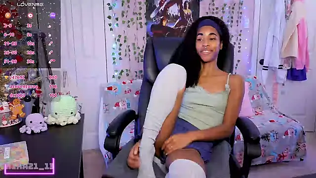 Kira21_13's cam snapshot