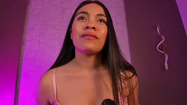 allie_bruce's cam snapshot