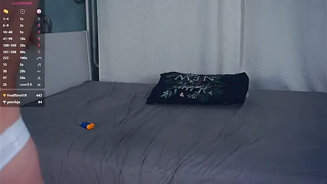 OcieJakab's cam snapshot