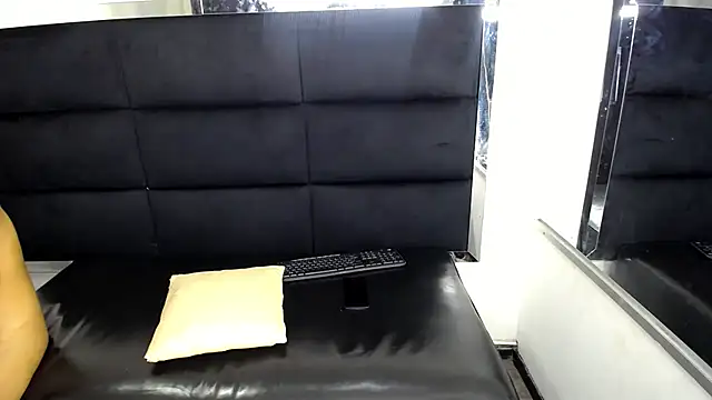 Hilarydolls's cam snapshot