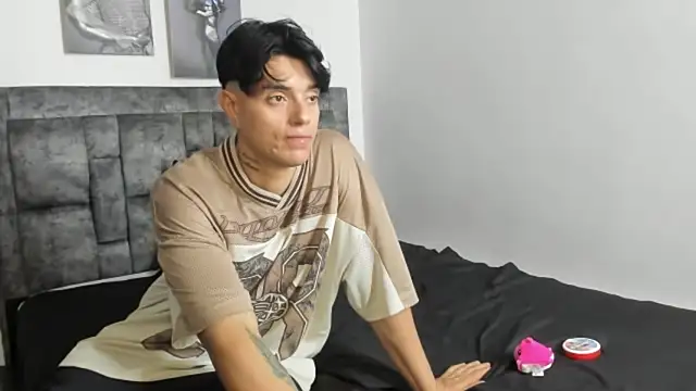 dante_hottx's cam snapshot