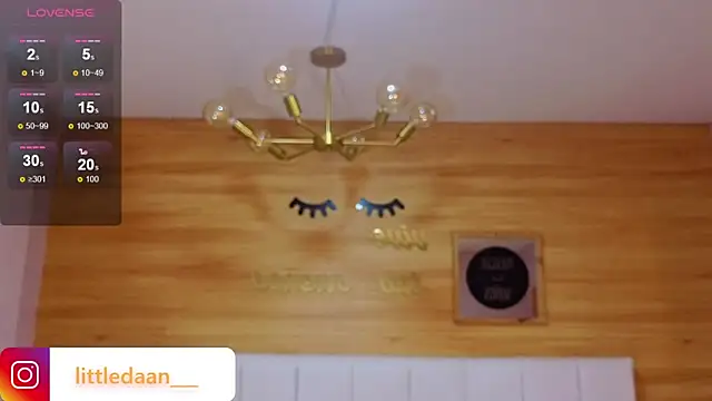 Abril_Velvet_a_'s cam snapshot