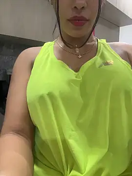 emma_andrew1 live sex cam