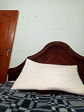 lunanataly's cam snapshot