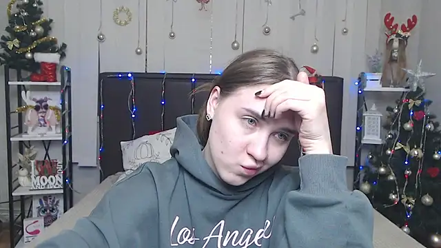 LauraHlot's cam snapshot