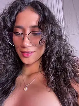 KaitlynLoveCam's cam snapshot