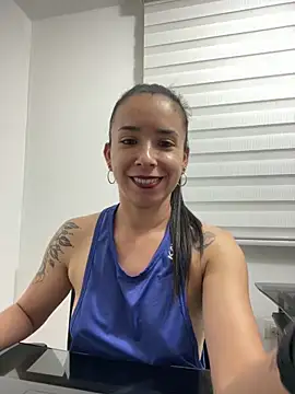 Vicky_ro's cam snapshot