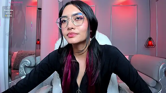 AzuraKindong's cam snapshot