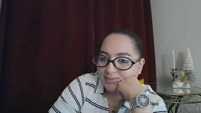 BustyAllyy's cam snapshot