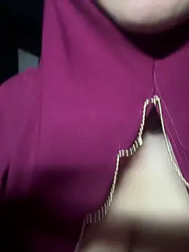 Jameela's cam snapshot