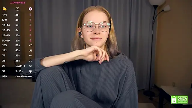 ToyaPletz's cam snapshot