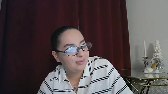 BustyAllyy's cam snapshot